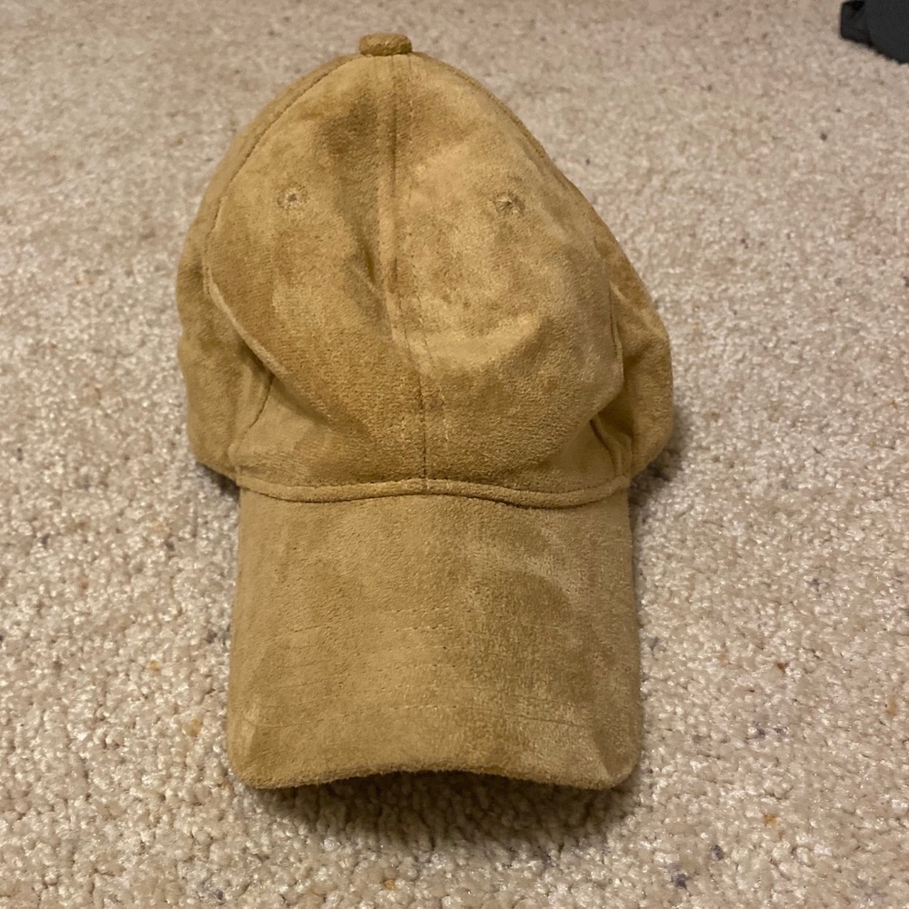 Suede baseball cap